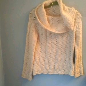 Cowl neck chunky knit sweater M